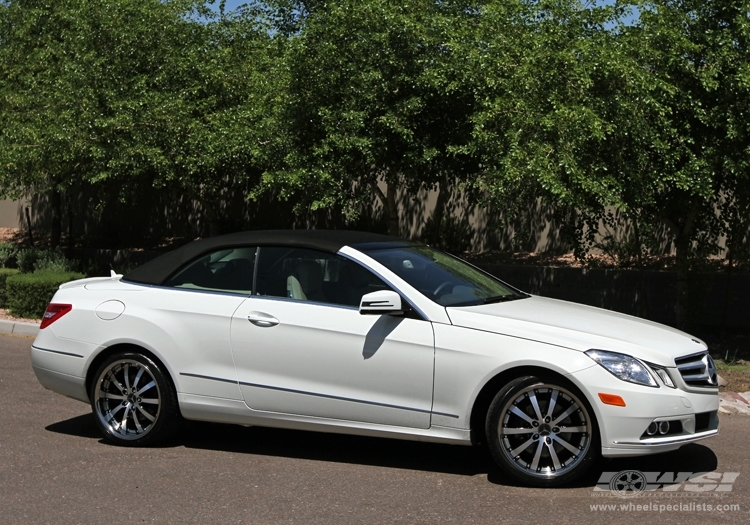 2010 Mercedes-Benz E-Class photo