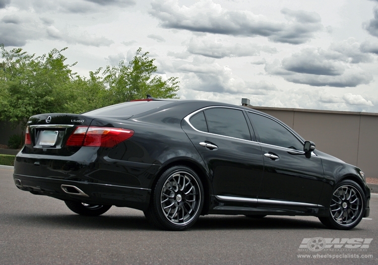 2010 Lexus LS 460 photo
