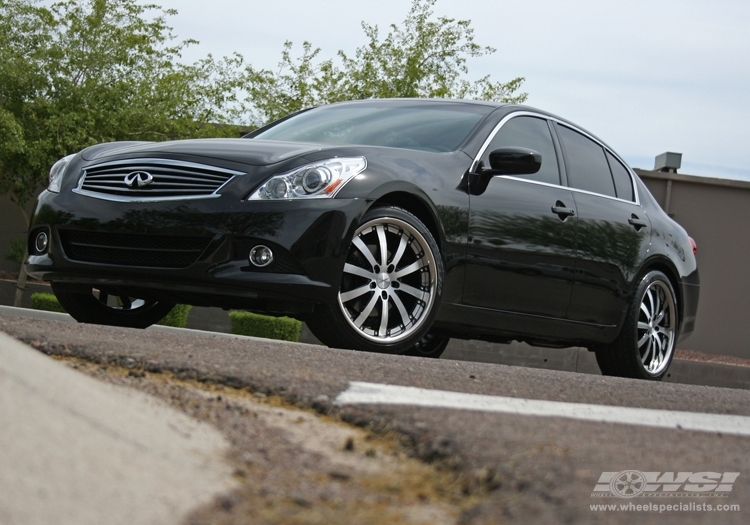 2010 Infiniti G37 photo