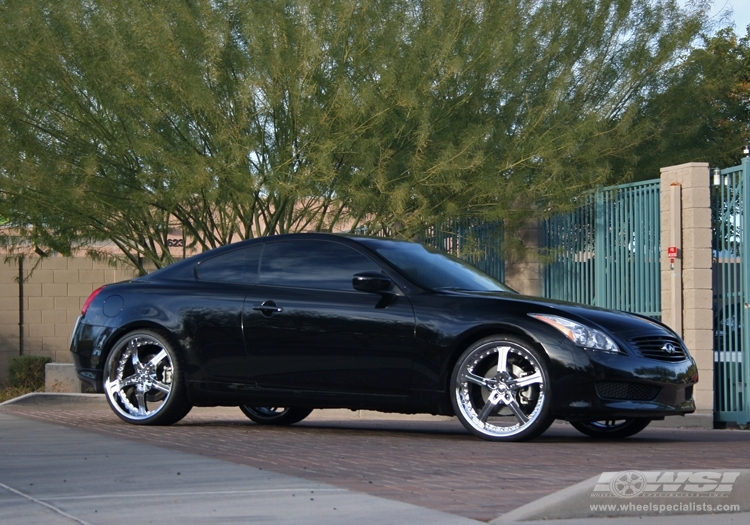2009 Infiniti G37 photo