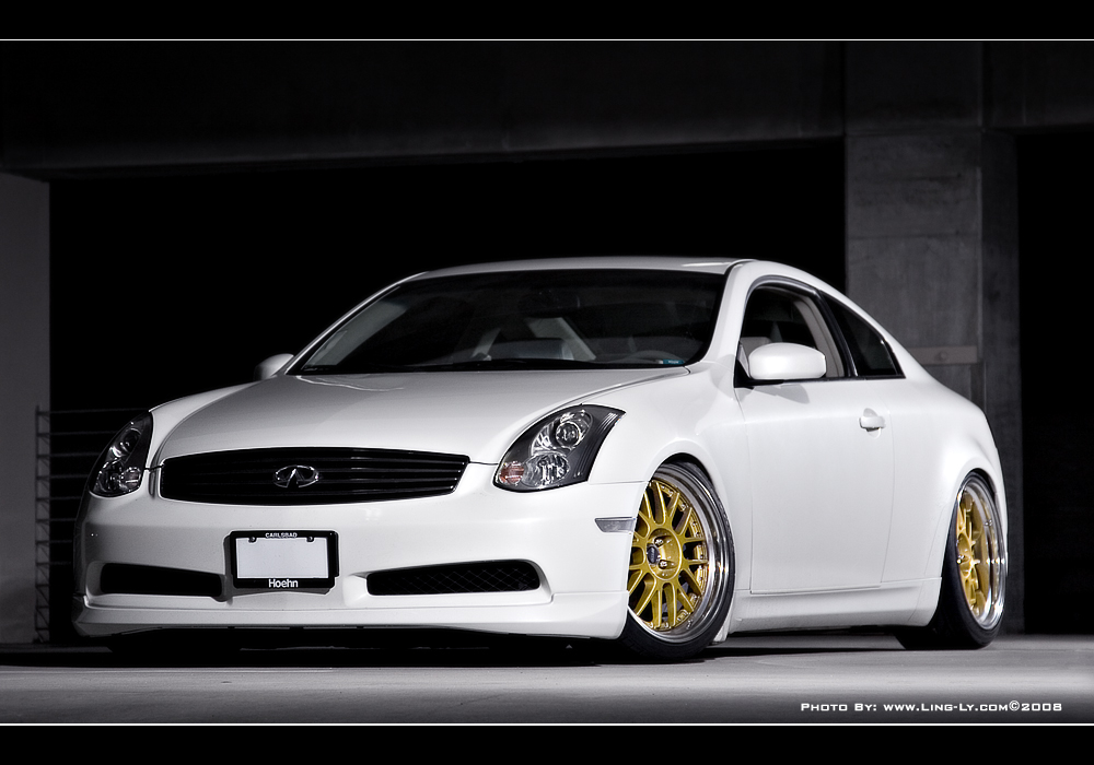2004 Infiniti G35 photo