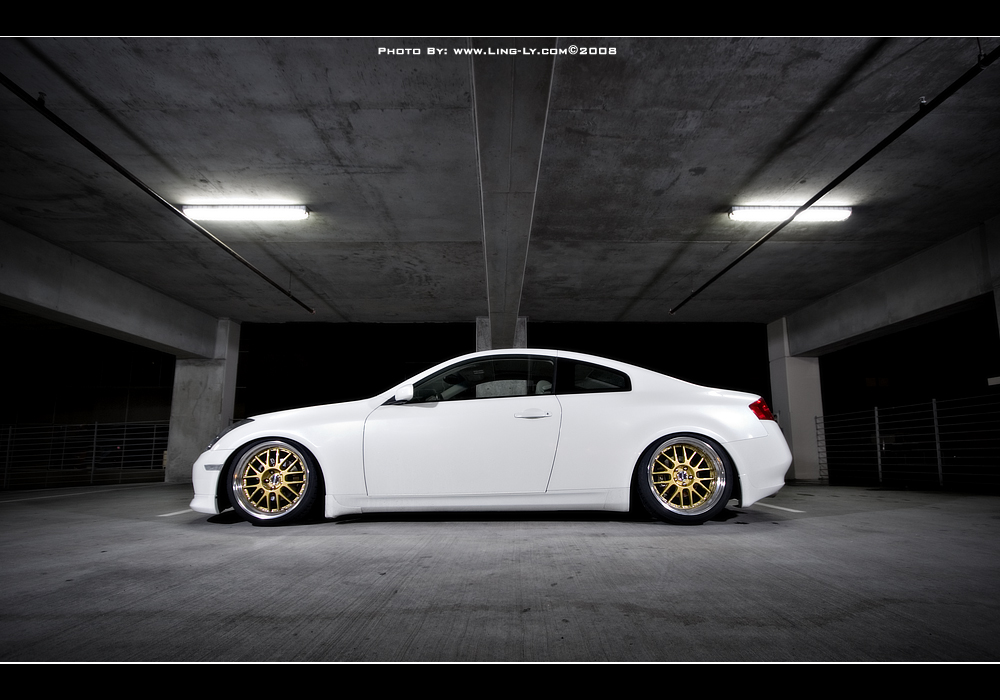 2004 Infiniti G35 photo