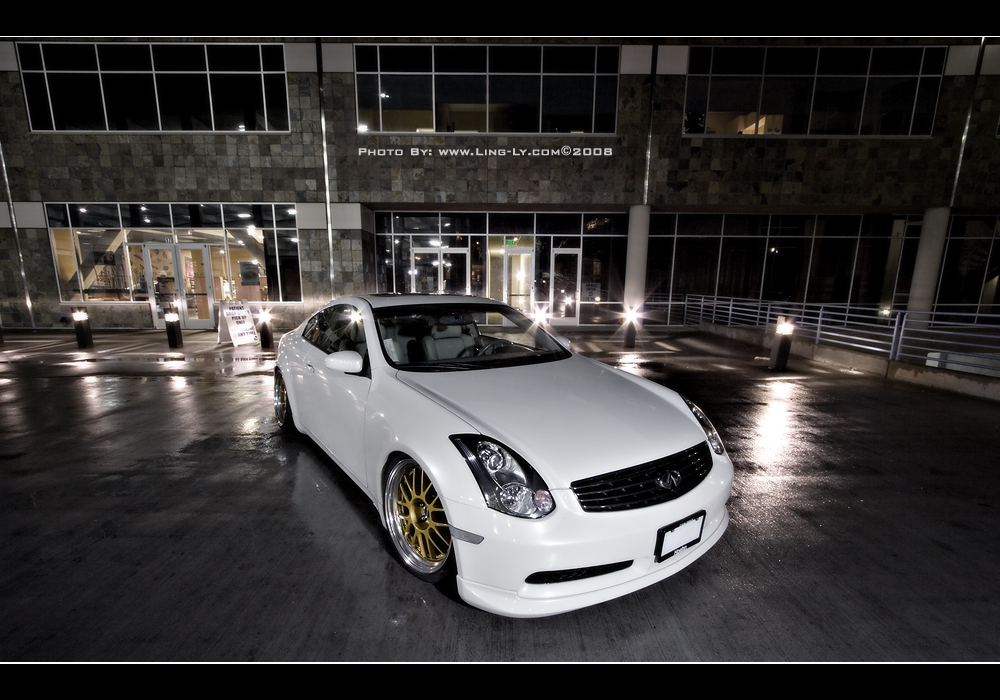 2004 Infiniti G35 photo