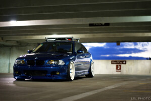 2003 BMW 330