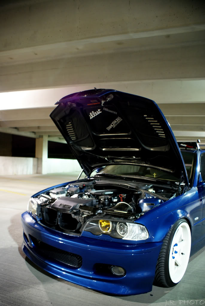 2003 BMW 330 photo
