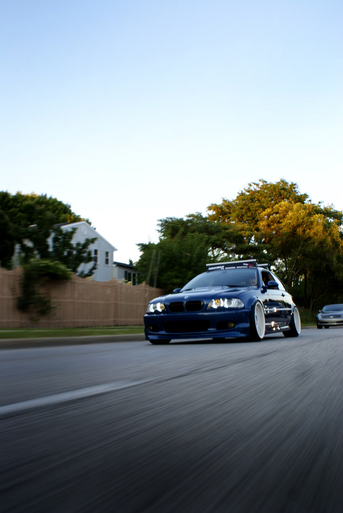2003 BMW 330 photo