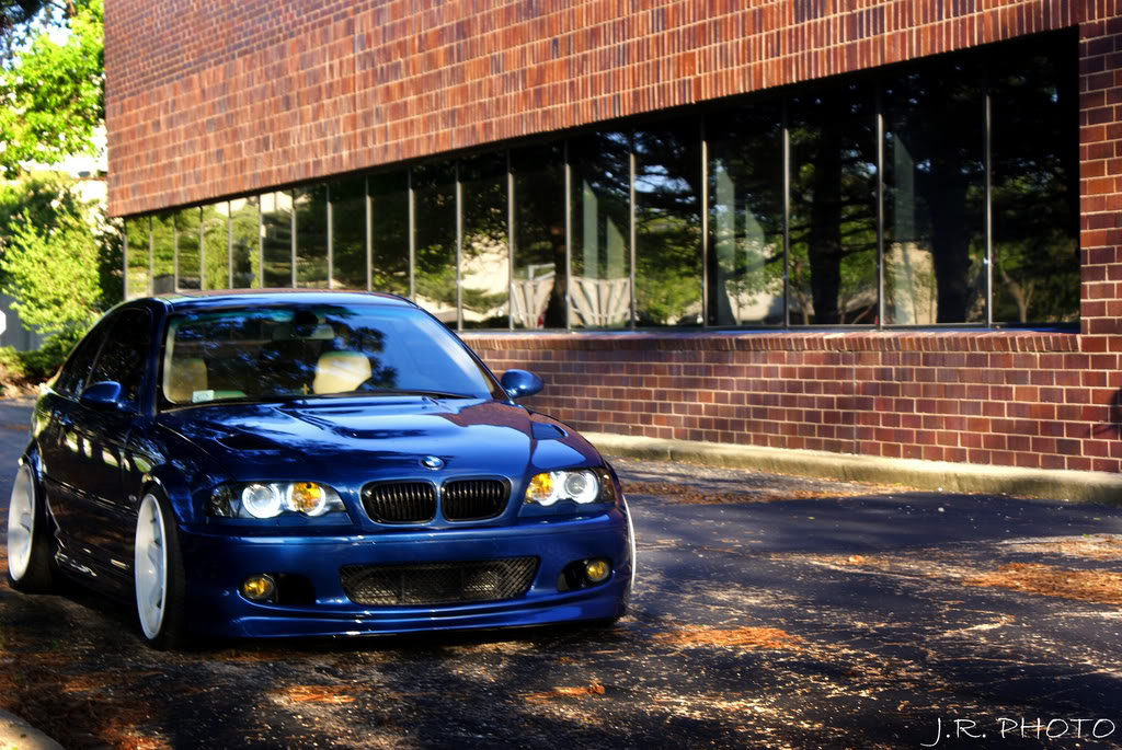 2003 BMW 330 photo