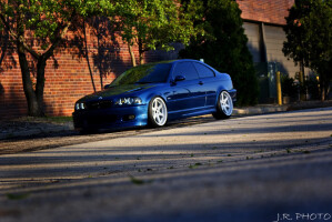 2003 BMW 330