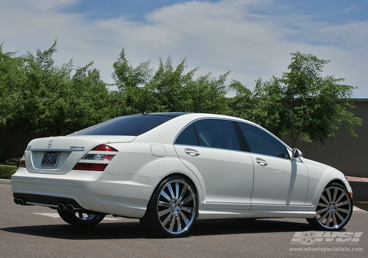2009 Mercedes-Benz S-Class photo