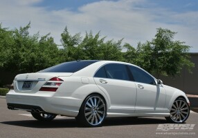 2009 Mercedes-Benz S-Class