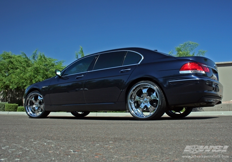 2007 BMW 750 photo