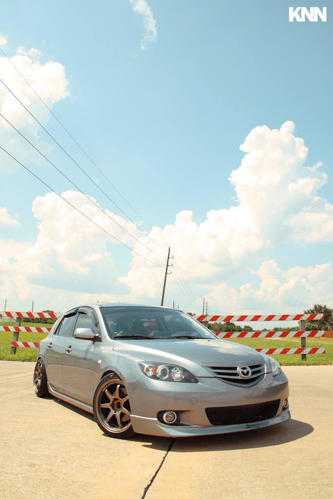 2005 Mazda Mazda3 photo