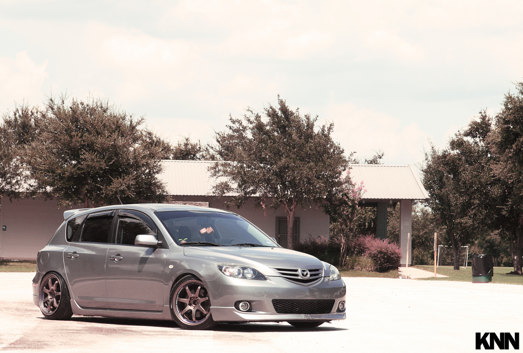 2005 Mazda Mazda3 photo
