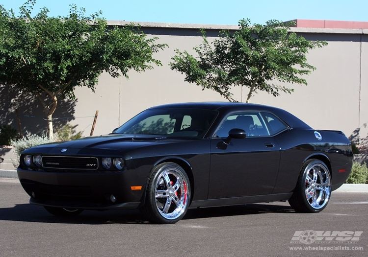 2009 Dodge Challenger photo