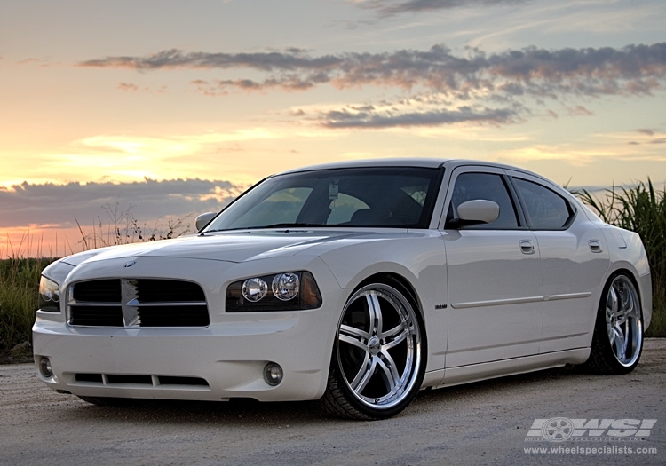 2008 Dodge Charger photo