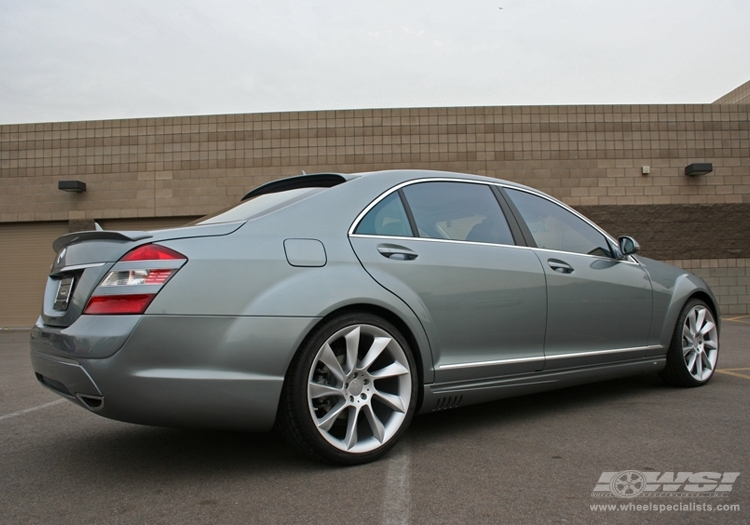 2007 Mercedes-Benz S-Class photo