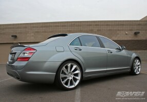 2007 Mercedes-Benz S-Class