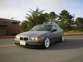 1992 BMW  323