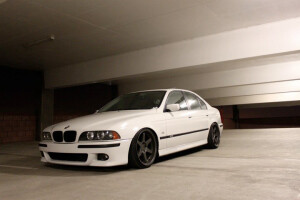 2002 BMW 540