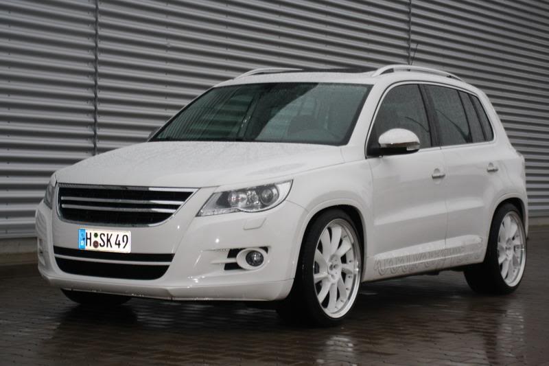 2009 Volkswagen Tiguan photo