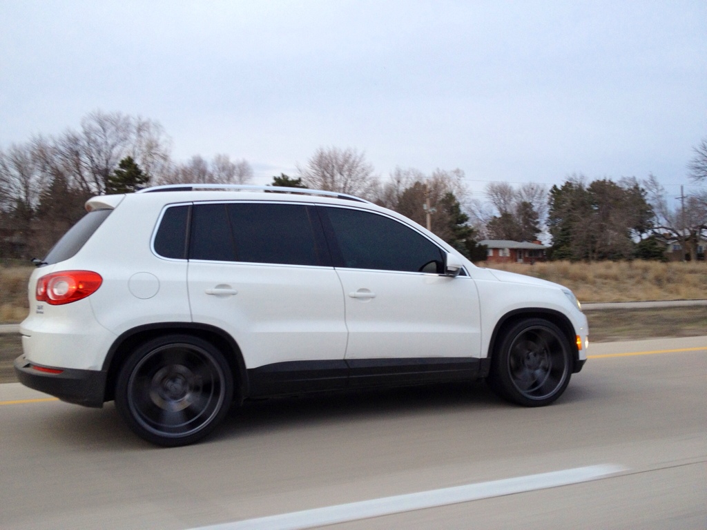 2009 Volkswagen Tiguan photo