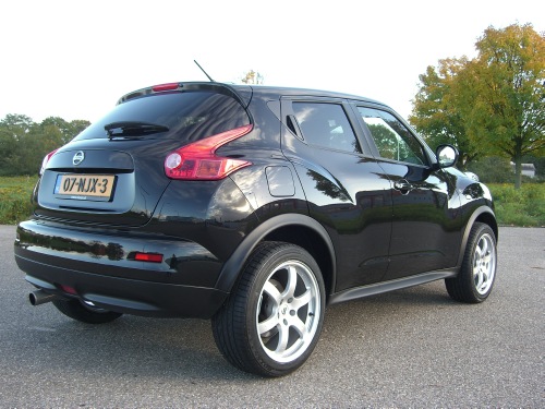 2011 Nissan Juke photo