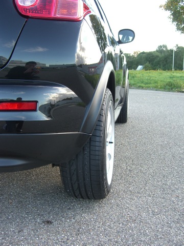 2011 Nissan Juke photo