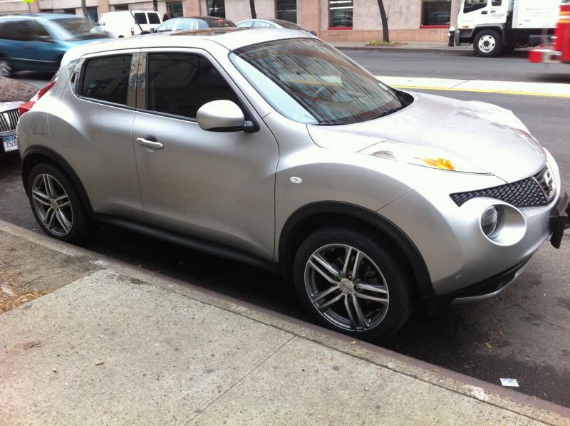2011 Nissan Juke photo
