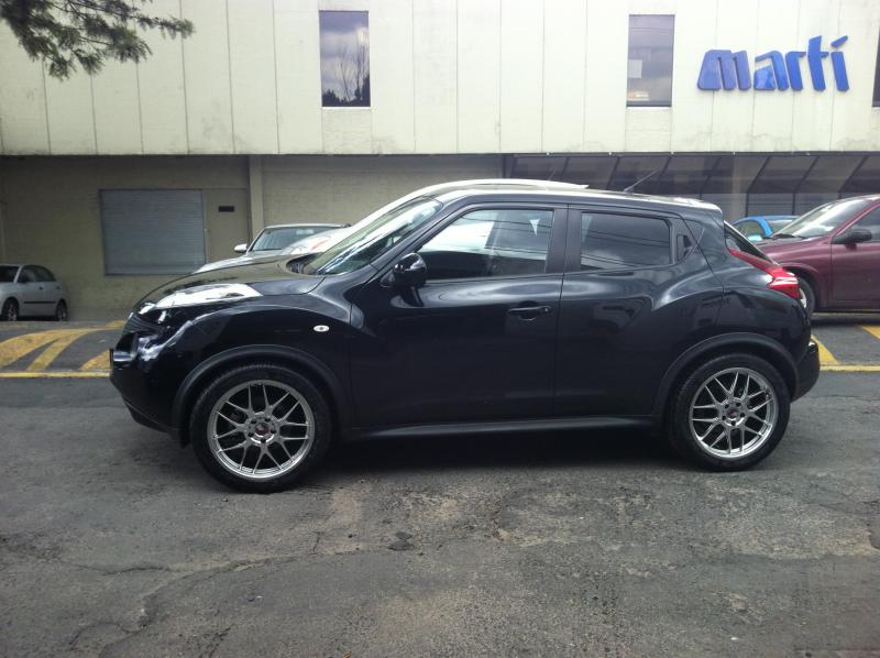 2011 Nissan Juke photo