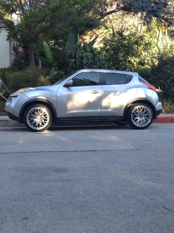 2011 Nissan Juke photo