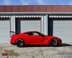 2014 Nissan GT-R