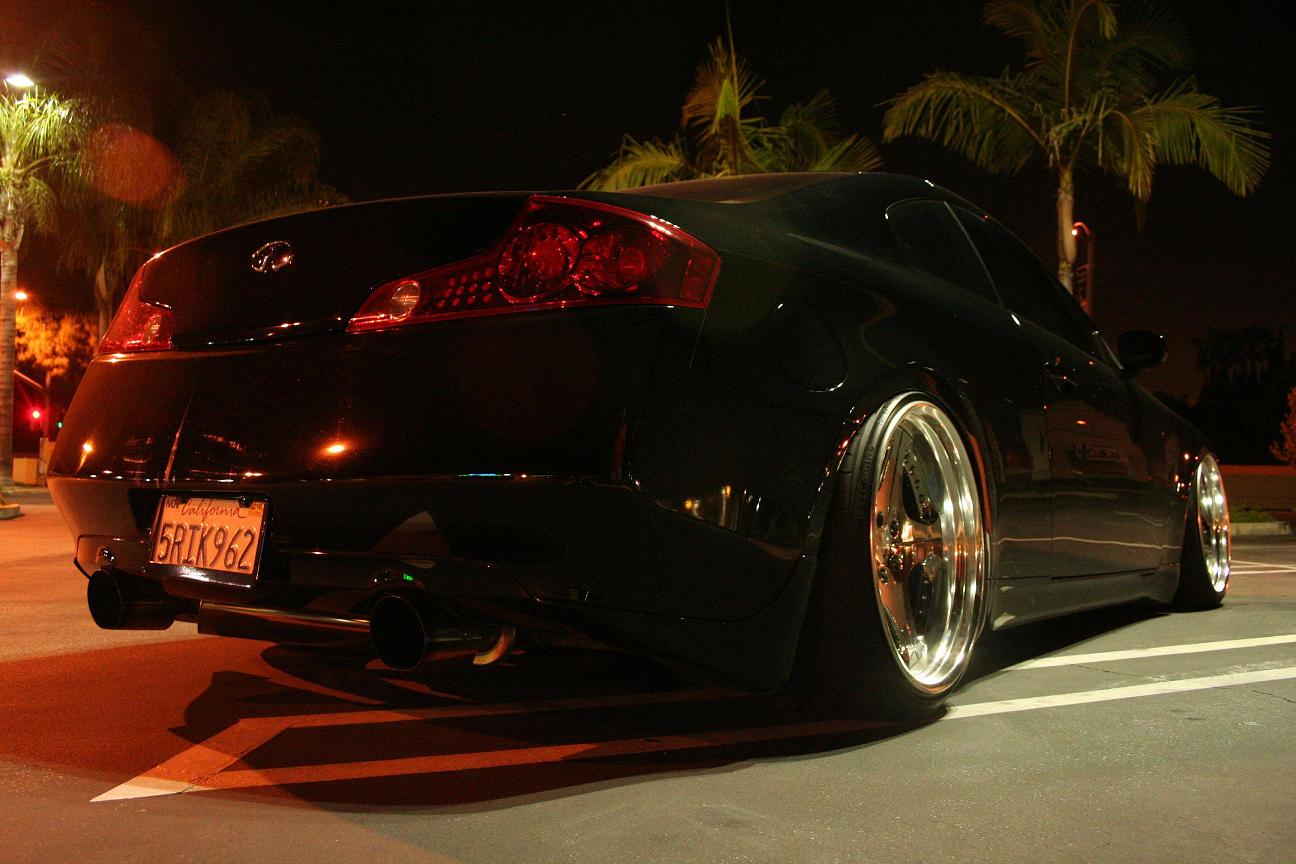 2004 Infiniti G35 photo