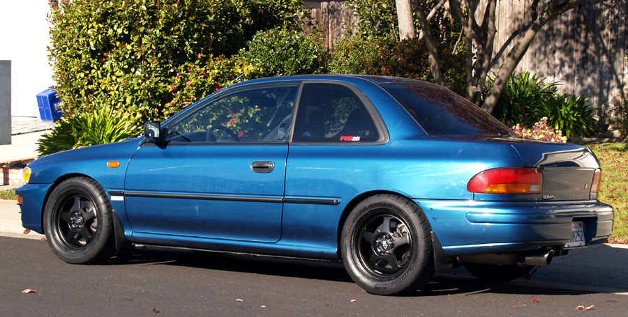 2000 Subaru Impreza photo