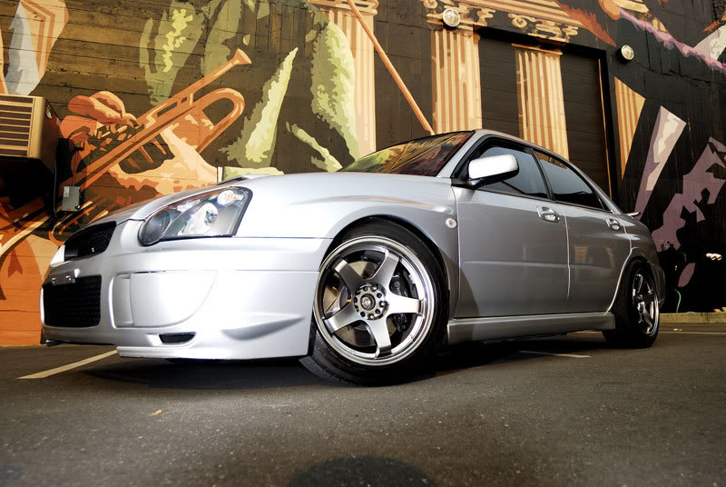 2004 Subaru Impreza photo