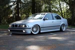 2000 BMW 528