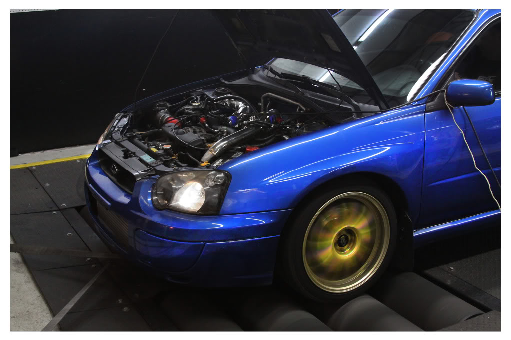 2004 Subaru Impreza photo