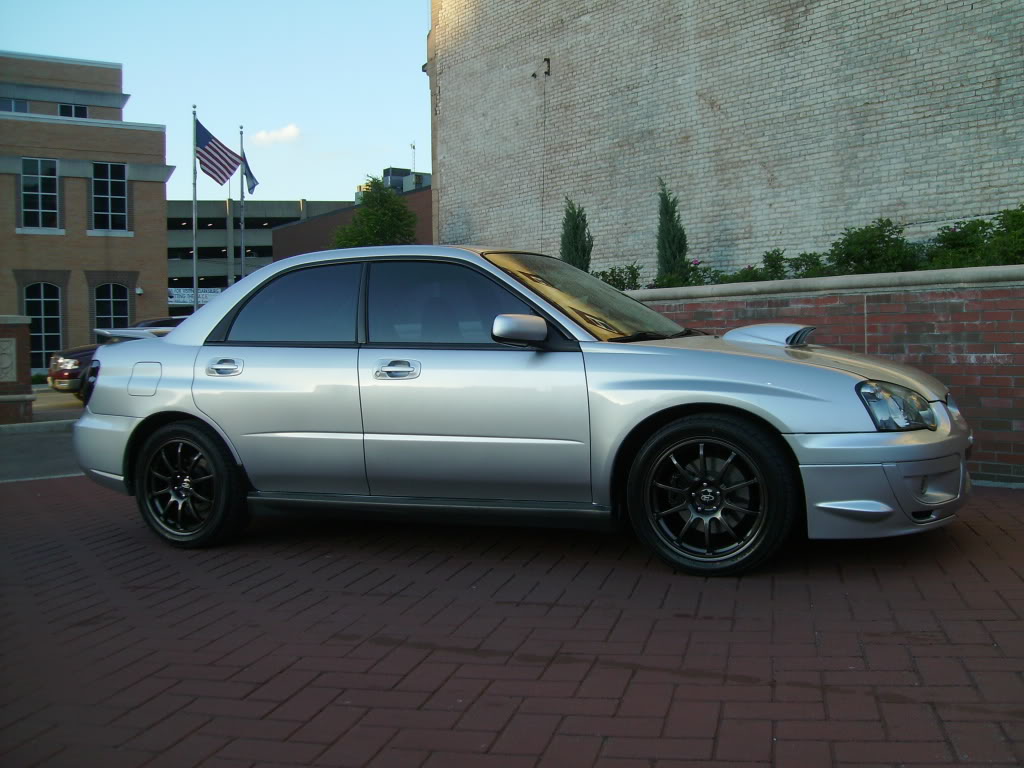 2004 Subaru Impreza photo