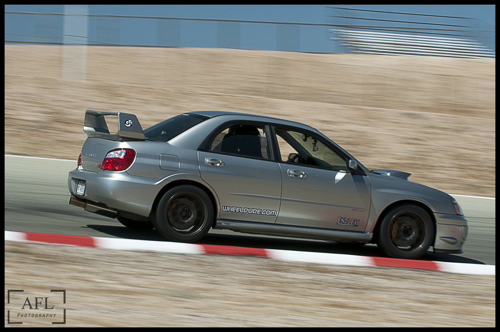2004 Subaru Impreza photo