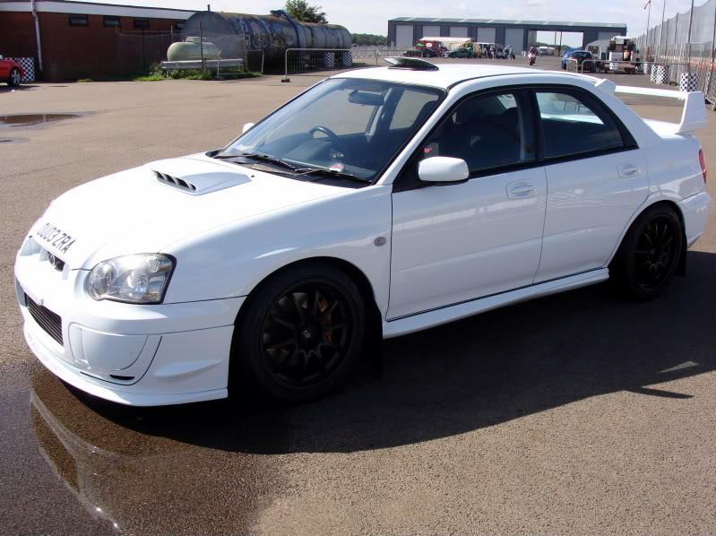 2004 Subaru Impreza photo