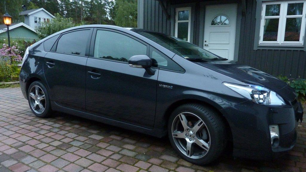 2010 Toyota Prius photo