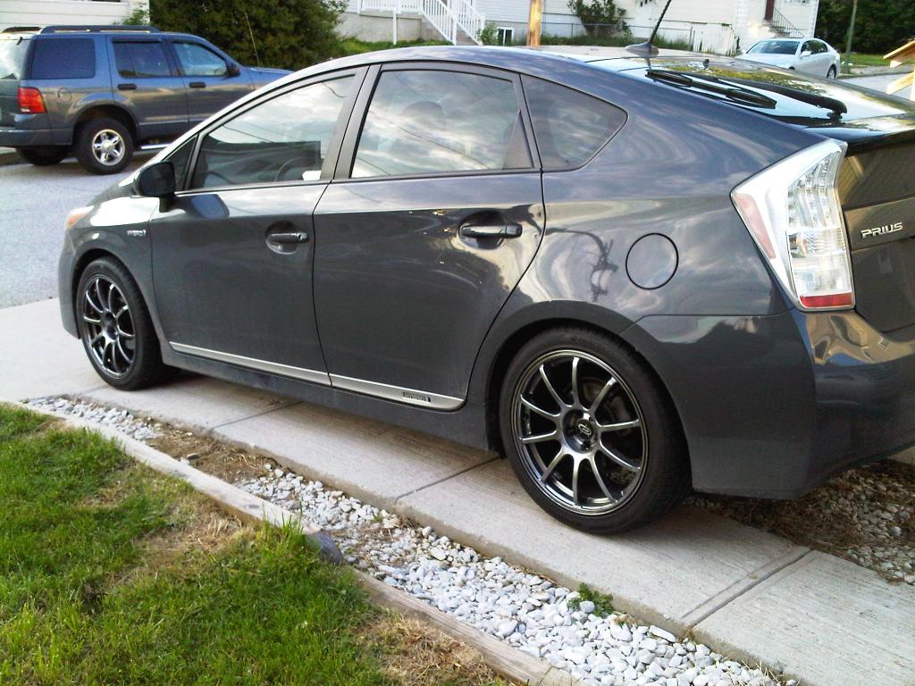 2011 Toyota Prius photo