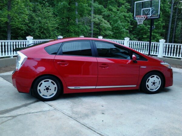 2011 Toyota Prius photo