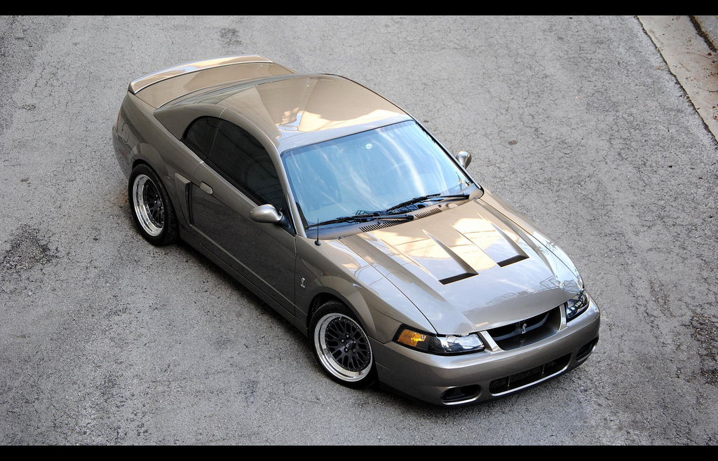 2001 Ford Mustang photo