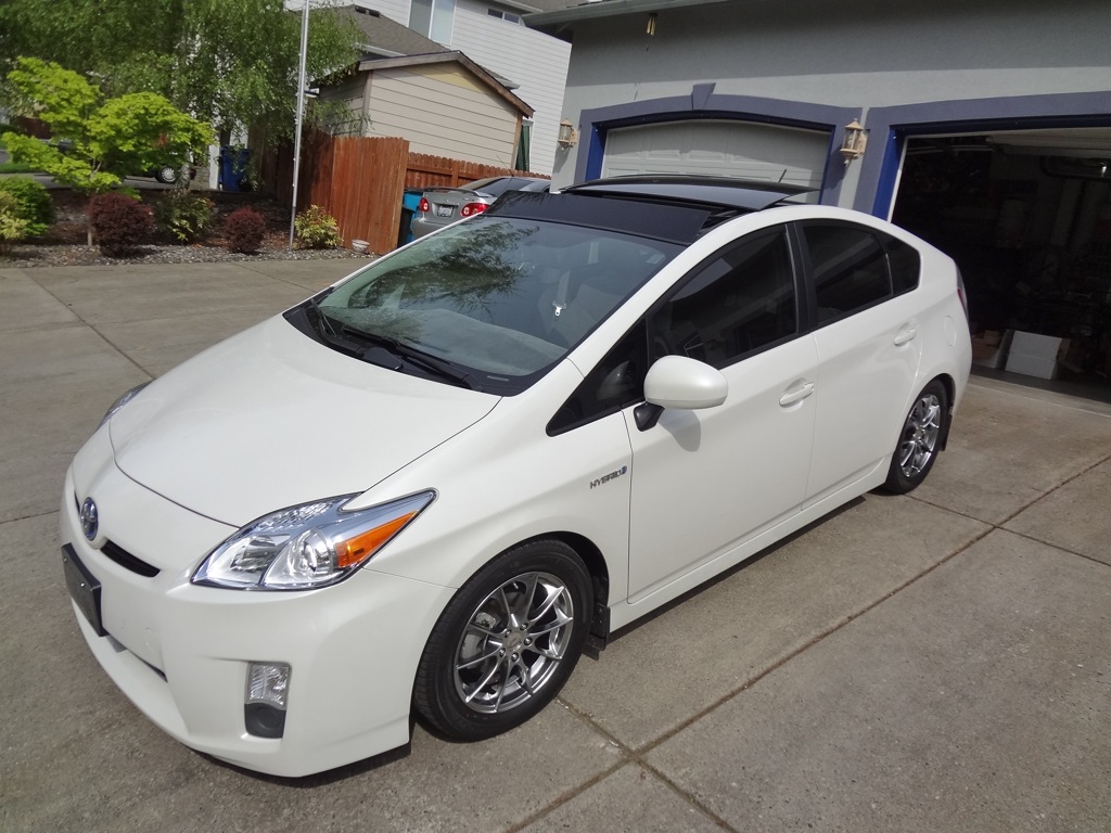2010 Toyota Prius photo
