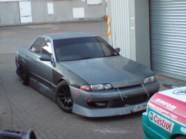 Nissan R31-R34 Skyline 4dr