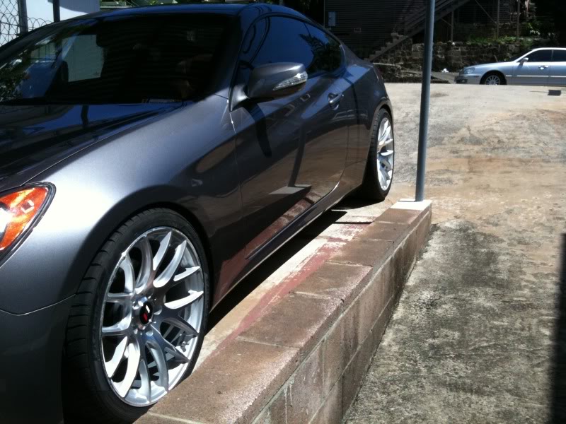 2010 Hyundai Genesis Coupe photo