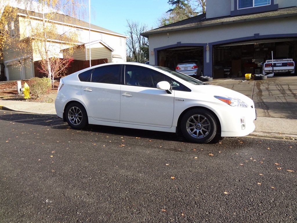 2011 Toyota Prius photo