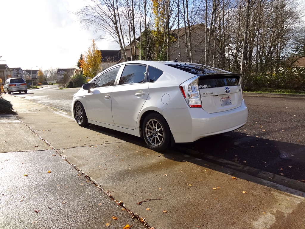 2011 Toyota Prius photo
