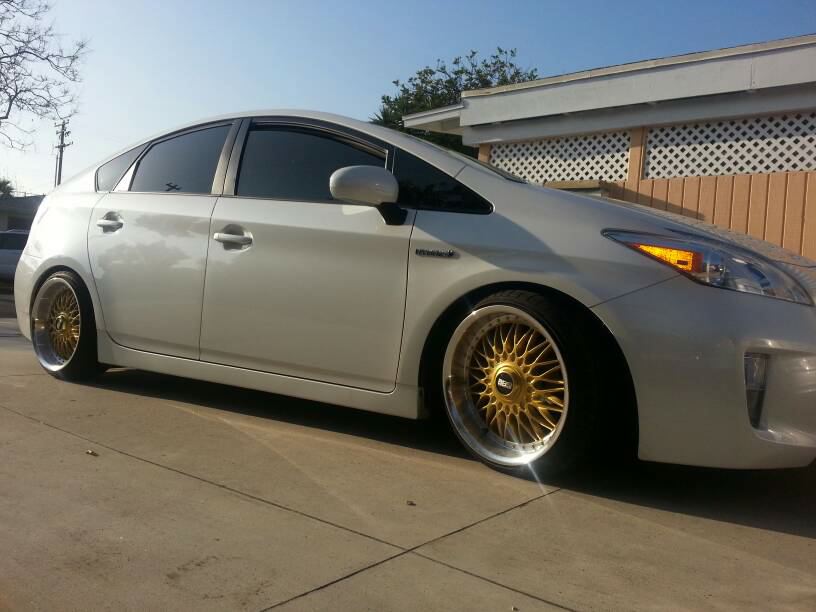 2012 Toyota Prius photo