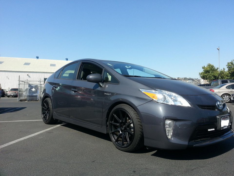 2012 Toyota Prius photo